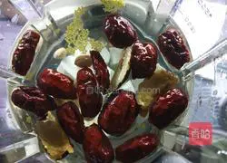 Illustration of how to nourish stomach rice cereal 3