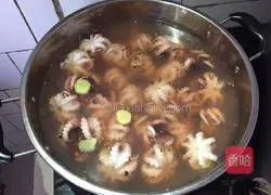 Illustration of how to cook octopus 2
