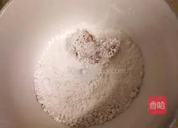 Pineapple Sweet and Sour Pork Recipe Illustration 5