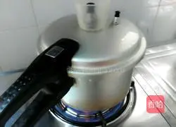 Lotus root and pork ribs soup Illustration of how to do it 4