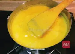 Illustration of how to make pumpkin lily soup 10