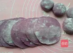 Purple Rose Steamed Buns Recipe Illustration 5