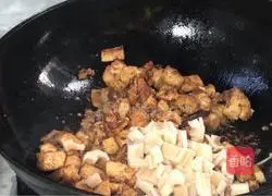 Illustration of how to make tofu braised noodles 10