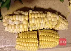 Illustration of how to make scallop bone soup 2