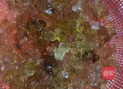 Tremella fuciformis, peach gum and red date soup Practice illustration 2