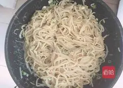 Illustration of homemade hot dry noodles 7