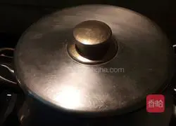 Illustration of how to make duck rack, cabbage and tofu soup 4