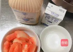 Illustration of how to make papaya milk (natural jelly) 1