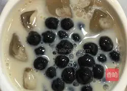 Iced Original Pearl Milk Tea Recipe Illustration 5