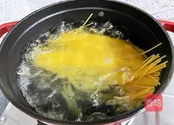 Illustration of Beef Stir-fried Pasta 5