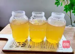 Illustration of how to make cool snow pear cream into milk 11