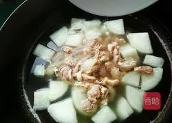 Illustration of how to make mutton and radish soup 10