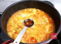 Illustration of how to make tomato gnocchi 16