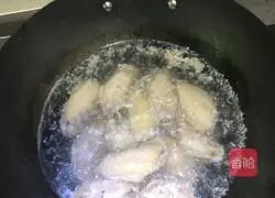 Illustration of braised chicken wings 3