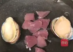 Illustration of how to make abalone and fig lean meat soup 2