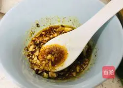 Illustration of how to make cold black fungus 15