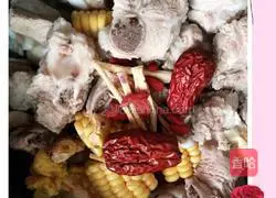 Illustration of how to make pork ribs and corn soup 5