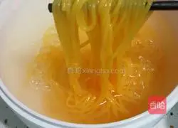 Illustration of how to make fried noodles 3