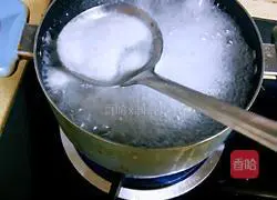 Illustration of how to make cold shredded chicken#light food and reduce fat#5