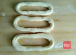 Illustration of how to make flower steamed buns 6