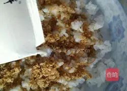 Illustration of how to make buttered sea grapes 6