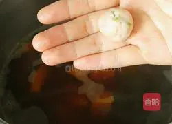 Illustration of how to make mung bean and pumpkin dumpling soup 11