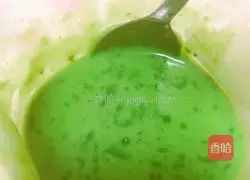 Illustration of how to make matcha milk tea 6