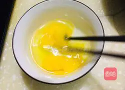 Illustration of how to make egg and tomato noodle soup 6