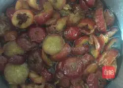 Illustration of how to make rock sugar hawthorn 4