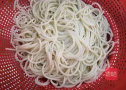 Milk Carrot and Onion Pasta Recipe Illustration 6