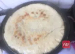 Chives, eggs and shrimp skin Illustration of how to make cakes 5