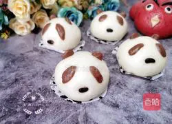 Illustration of how to make red panda steamed buns 11