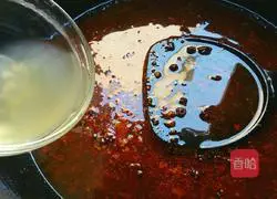 Illustration of how to make boiled beef 15