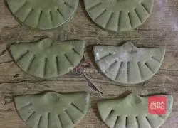 Illustration of how to make fancy steamed buns 14