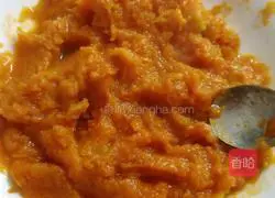 Illustration of how to make pumpkin steamed buns 2