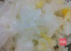 Recipe of Tremella Fungus and Purple Sweet Potato Soup 3