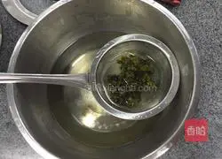 Illustration of how to make sago sweet green tea 4