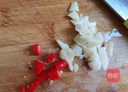 Illustration of how to make stir-fried vermicelli with leeks and eggs 4