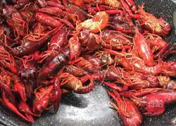 Illustration of how to make stir-fried crayfish 8