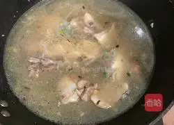 Illustration of how to make fish head tofu soup 6