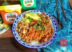 Soy sauce shredded pork noodles Illustration of practice 15