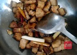 Illustration of Beer Braised Pork 7