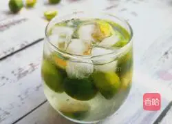 Illustration of how to make Xiaoqingju iced drink 5