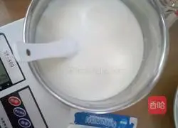 Illustration of homemade yogurt 1