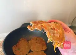 Illustration of how to make broccoli vermicelli pancakes 16