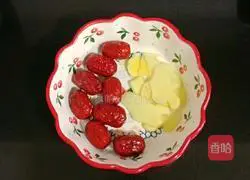 Sea Coconut Carrot Chicken Soup Recipe Illustration 5