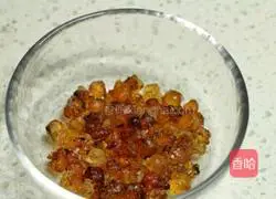 Illustration of how to make red date, mango and peach gum soup 2