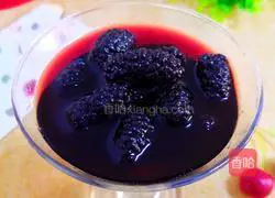 Illustration of how to make mulberry syrup 6