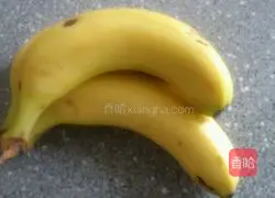 Illustration of how to make banana soft cookies 2