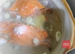 Illustration of how to catch crab roe and make soup 4